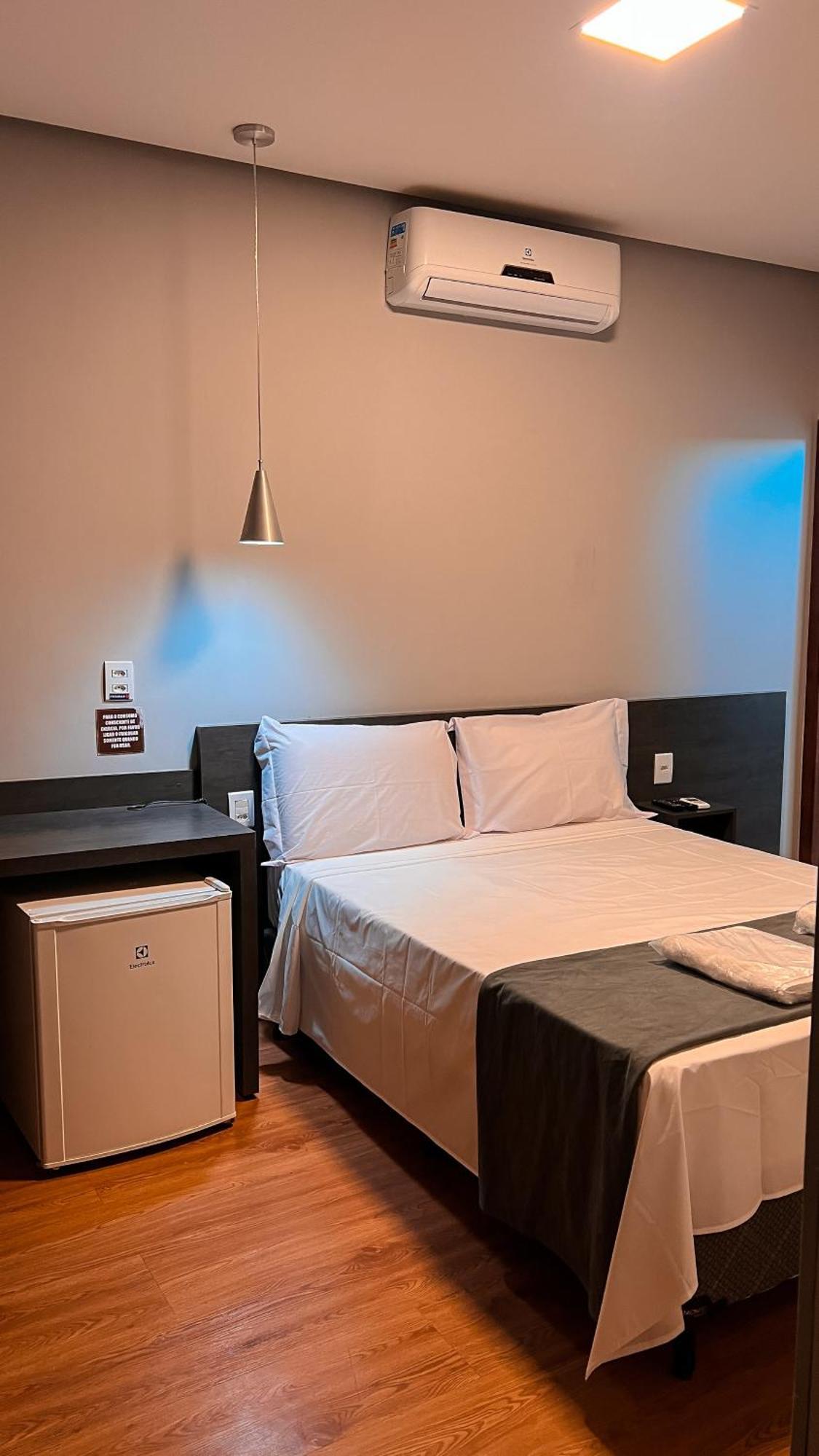 Hotel Cerrado Монтис-Кларус Экстерьер фото