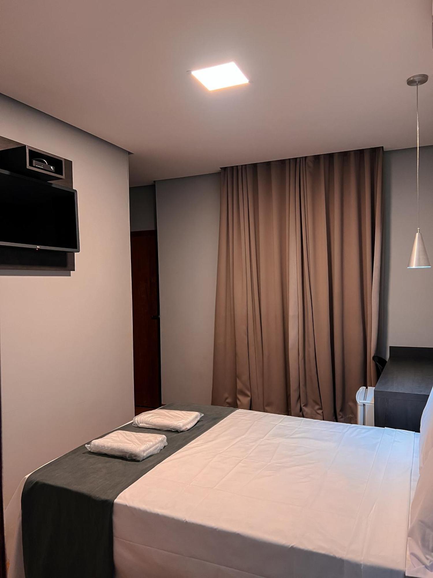 Hotel Cerrado Монтис-Кларус Экстерьер фото